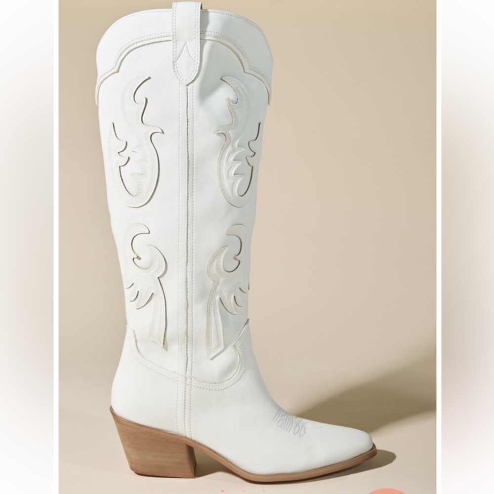 Arula White Heel Cowboy Boots